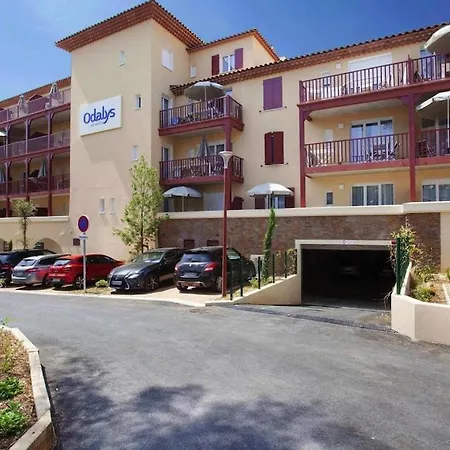 Residence Prestige Les Canissons, Cavalaire-Sur-Mer Tatil Evi