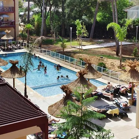 Residence Prestige Les Canissons, Cavalaire-Sur-Mer *